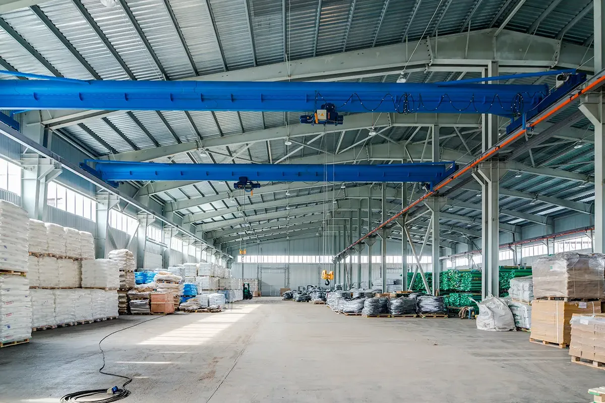 Ingeniería e instalaciones para naves industriales y polígonos en Granada