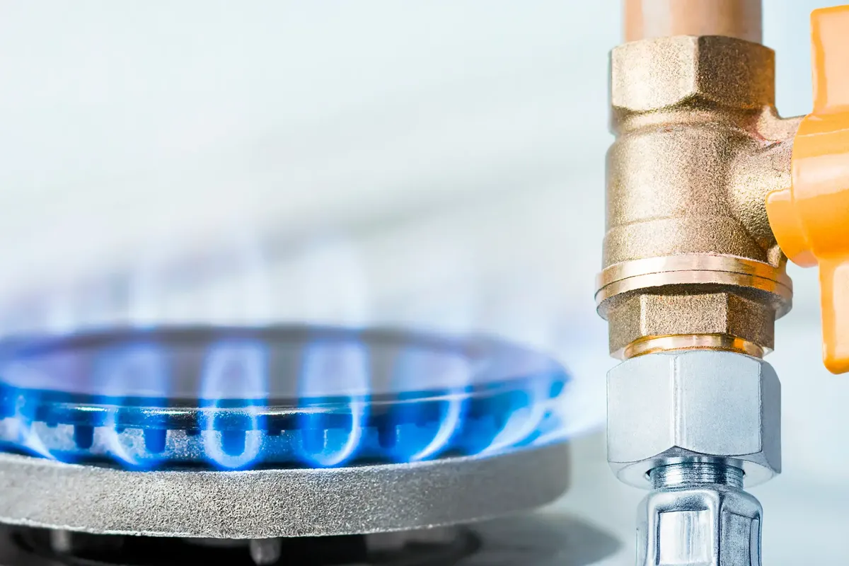 Instalación de gas natural y propano para viviendas e industria en Granada